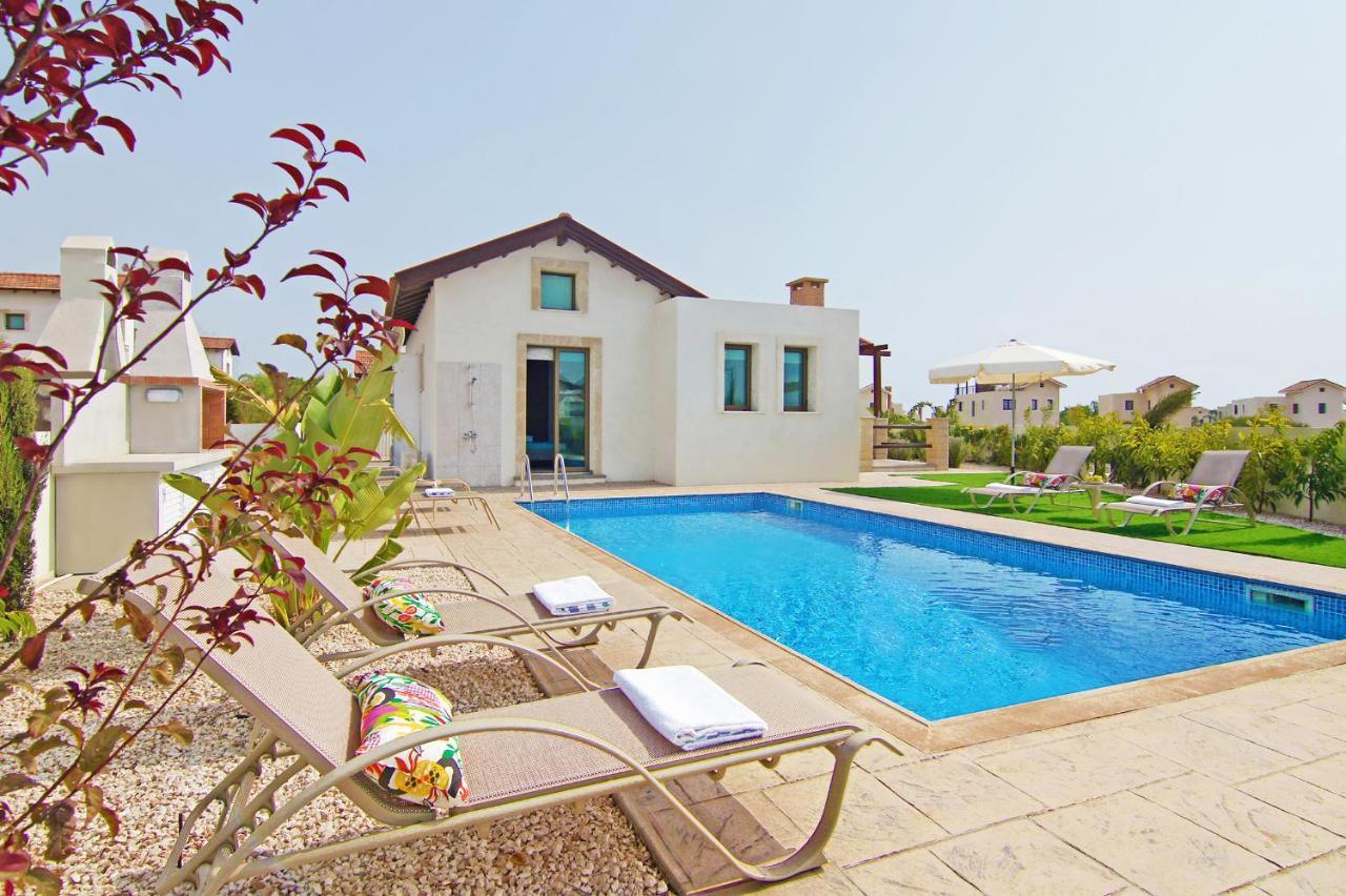 Villa Marion ไอยานาปา ภายนอก รูปภาพ